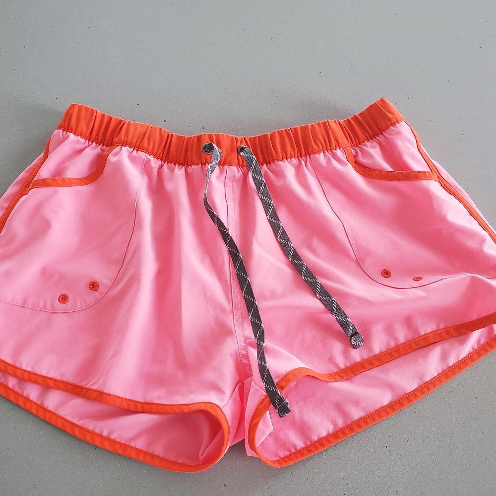 Lightweight Patagonia shorts (Large)